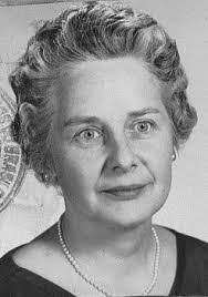 Eloise Glass's Instagram, Twitter & Facebook