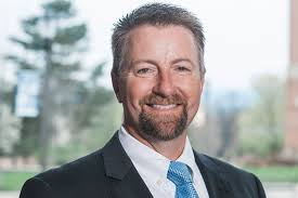 Souza Spectacular in 60 hurdles