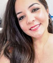 Saiba quem faz aniversário hoje, dia 09/02/25, por Dora Nunes