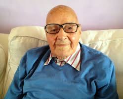 Life's a (Shoreham) beach: A day in the life of William Earl, a beach  resident.