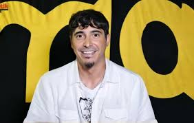 Tuba Buyukustun Adli Kullanicinin Manga Panosundaki Pin Muzisyenler Sarkilar Resimler