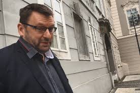 V pátek na facebooku poslanec lubomír volný oznámil, že už nechce být dále členem spd, za které se v roce 2017 dostal do sněmovny. Poslanec Volny Vystupuje Z Okamurovy Spd Vadi Mu Ze Jsou V Hnuti Neonaciste Rasiste A Nasilnici Irozhlas Spolehlive Zpravy