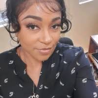 20+ perfiles de «Karissa»