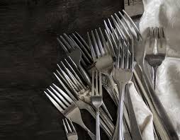 This fork is based on tachiyomieh, it has most features and fixes from tachiyomi, as well as features from tachiyomij2k.it has decided to keep the old hamburger menu style of navigation, compared to the other forks that have moved to the new bottom navigation style. Fork Primer When Why And How To Use Different Forks