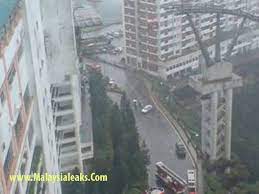 Disembark at the midway point and explore the chin swee caves temple and its. Malaysialeaks Genting Cable Car Accident