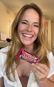 Blackpink's Lisa Shares Her Post-Concert Treat—and It's Already Viral