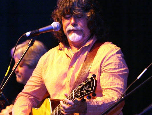 Former Alabama frontman enjoys putting a fresh take on his old hits