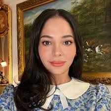 Story Time with Miss Honey