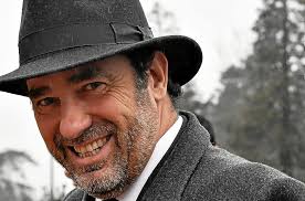Le Telegramme France Christophe Castaner La Sortie En Boite De Nuit Qui Fait Polemique