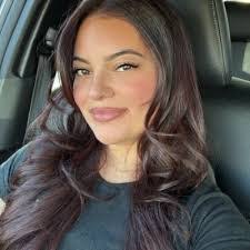 Jasmin Escobar's Instagram, Twitter & Facebook