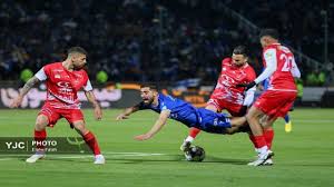 پرسپولیس ۰ - ۰ استقلال/ گزارش زنده بازی