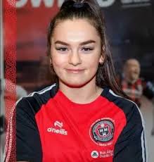 It wasnt to be for Bray's Alannah Mc Evoy and she had to settle for a  runners up medal in the F.A.I.Cup Final at Tallagh Stadium as Athlone came  from a goal