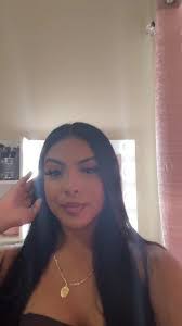 Daphne Daniels's Instagram, Twitter & Facebook