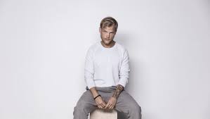 Jetzt ist der schwedische star dj tot. News Avicii Ist Gestorben Pop Intro