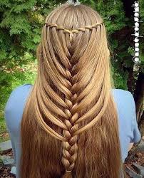 The latest hairstyles for girls will be your inspiration in choosing the right hairstyle that fits your personality as well as your style. 98 Attractive Party Hairstyles For Girls