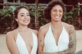 Mas é algo impensável ver um jogador de futebol masculino postar uma. Cristiane Rozeira Artilheira Da Selecao Anuncia Que Se Casou Com Advogada