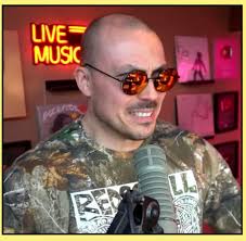 Wyatt Hall (@thewyatthall15)