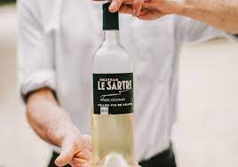 The great wall wine brand is owned by china foods limited, the trading arm of the chinese conglomerate cofco group. 25 Best Wedding Wines To Serve At Your Pre Ceremony And Reception