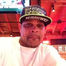 Stream Travis Coats music