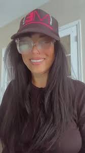 Sabías que las primeras impresiones se forman en los primeros 7 a 17  segundos de un encuentro? , Hoy te comparto cómo impresionar de manera  positiva a tus audiencias, ya sea de manera personal o ...