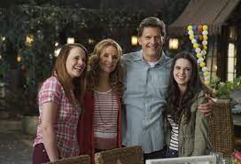 Bay kennish is a teenager who grew up in a wealthy family with two parents and a brother. Where Is The Switched At Birth Cast Now 2018 Update