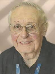 Dean Beyer's Instagram, Twitter & Facebook