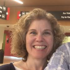 What are must-see activities and dinner recommendations in Portsmouth, NH?