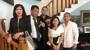 Facebook gives people the power to share and makes. Lebih Mewah Dan Megah Mana Rumah Hotman Paris Atau Hotma Sitompul