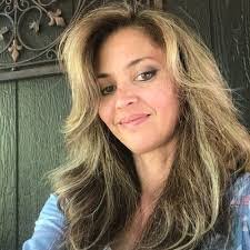 Misty Watt's Instagram, Twitter & Facebook