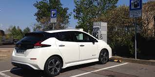 Nissan leaf i (ze0/aze0) 30kwh. Nissan Senkt Die Preise Fur Den Leaf Electrive Net