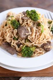 Easy One Pot Beef And Broccoli Ramen Noodles Mel S Kitchen Cafe Recipe Broccoli Beef Ground Beef Recipes Easy Slow Cooker Korean Beef