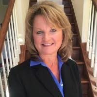 Leesa Allen's Instagram, Twitter & Facebook