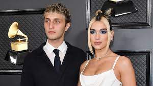 Dua lipa ile isaac carew geçtiğimiz günlerde yollarını ayırmıştı. The Truth About Anwar Hadid And Dua Lipa S Relationship