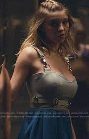 Strike a pose, there's nothing to it! Cassie Howard Outfits Fashion On Euphoria Sydney Sweeney