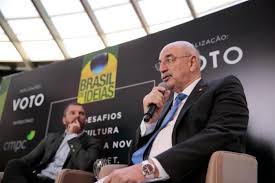O deputado federal pelo mdb, osmar terra, fala sobre a situação da pandemia do novo coronavírus no brasil. Osmar Terra Diz Que Pacto Com Estatais Deve Descentralizar Investimentos Culturais Gzh