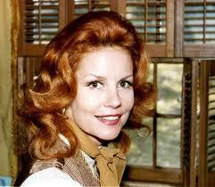 Lynn Dotson's Instagram, Twitter & Facebook