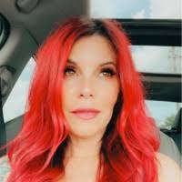 Tracey Traub's Instagram, Twitter & Facebook