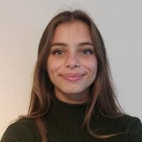 Jeanne Rizzo's Instagram, Twitter & Facebook