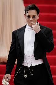 pin by madison kreitz on kaptan jack sparrow jd in 2020 johnny depp johnny johnny deep pinterest