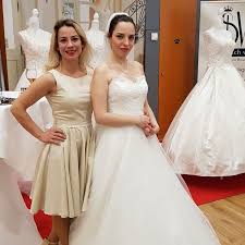 Soll das ein standesamtkleid oder ein kleid für hochzeitsgäste sein? Sag Ich Will Brautmoden Boutique On Twitter Brautmesse Nurtingen Brautkleid Braut Hochzeit Brautmode Stuttgart Esslingen