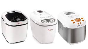 Esta panificadora incluye un dispensador automático para distribuir cereales y frutos secos sobre la masa, además de varios accesorios, como un gancho panadero, una taza y una cuchara medidora. Las Mejores Panificadoras Para Hacer Pan Y Postres