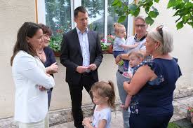 A családvédelmi akcióterv támogatásait ebben a helyzetben is sok ezer család vette. Novak Katalin Minden Orokbefogadas Esely Egy Boldog Eletre Csalad Hu