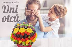 Pokud je váš táta fanoušek nějakého sportu, třeba fotbalu, potěšte ho a kupte mu dárek s fotbalovou tématikou a nemůžete udělat chybu. Frutiko Cz Den Otcu Je Jiz Tuto Nedeli Milled