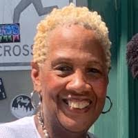 Lenora Thompson's Instagram, Twitter & Facebook