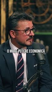 🛸 E o pasăre? E un avion? Nu, este o sferă roz gigant care a luat cu asalt  platformele de social media din România. Însă Nibiru Universe este mult mai  mult de