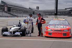 The v is in fact the geometrical angle that separated the two cylinder banks from each other where the crankshaft can be considered the origin of the angle. Nascar Vs F1 Technology And Sport