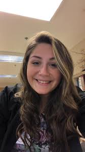 ICU nurse Tracy Hanley has pleaded with people to stay home with their  kids, as she says goodbye to her own children