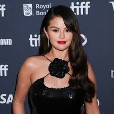 Selena Gomez Fashion, News, Photos and ...