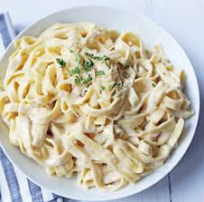Fettuccine Alfredo Fettuccine Pasta Topped With A Homemade Rich Decadent Alfredo Sauce There Are Certa In 2020 Fettuccine Alfredo Healthy Pasta Recipes Alfredo Recipe