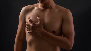 Beberapa organ vital tubuh berada di sekeliling dada sampai di bawah payudara. 10 Penyakit Penyebab Nyeri Dada Sebelah Kanan